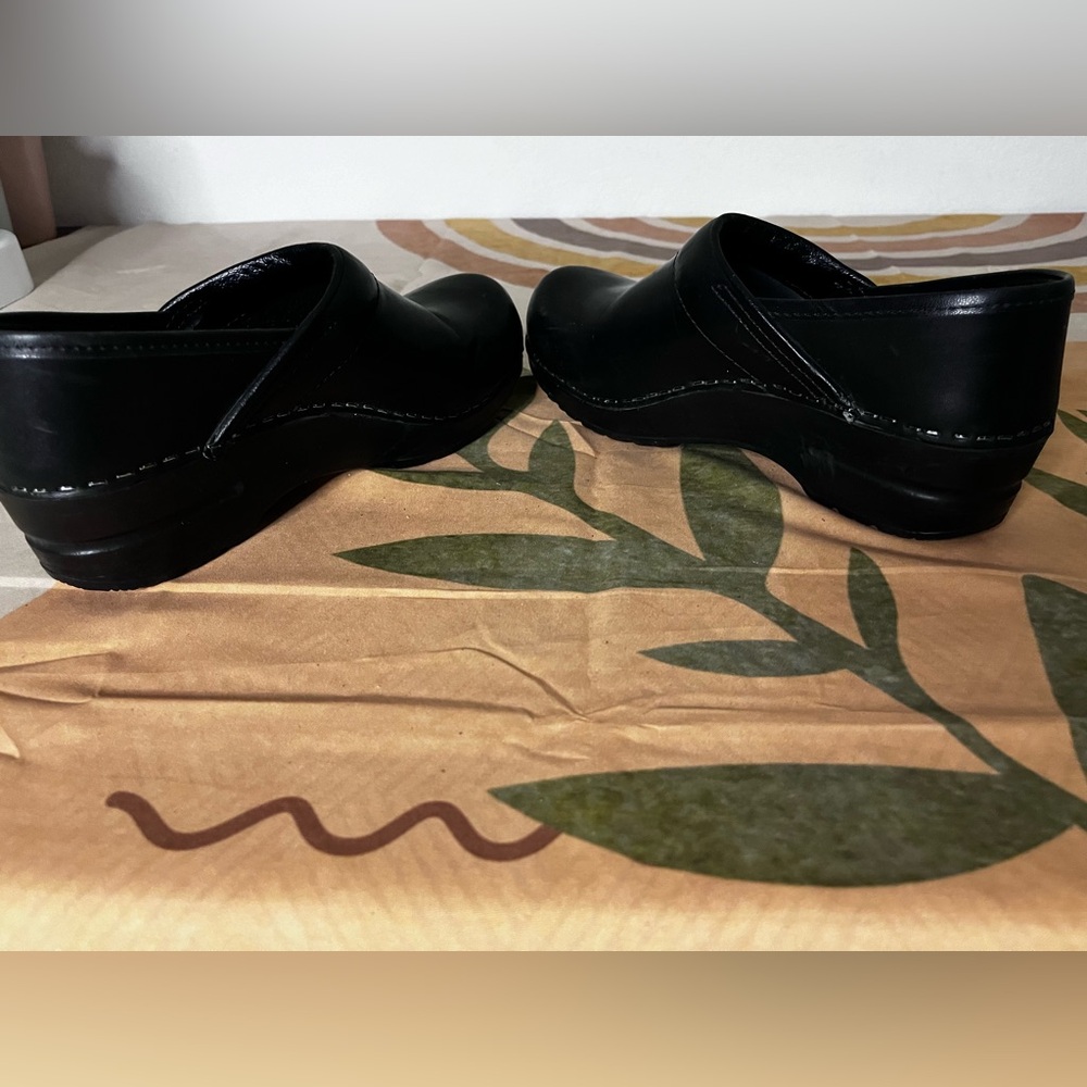 Dansko Clogs - Picture 4 of 7